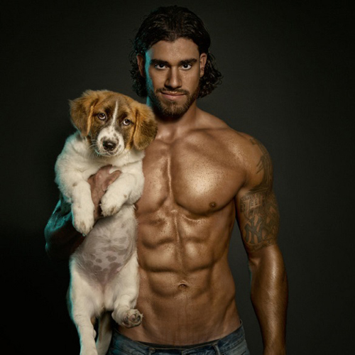 Izmos pasik vetkőztek az állatok jogaiért 